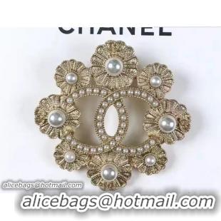 Famou Chanel Brooch 01 Cuba 2017