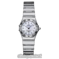 Omega Constellation Series Ladies Elegant Mini Diamond Watch 1566.76