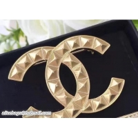 Unique Chanel Brooch...