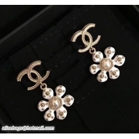 Sophisticated Chanel Earrings 32016