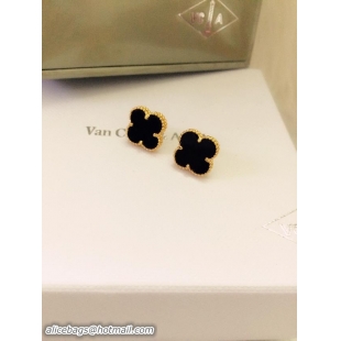 Traditional Specials Van Cleef & Arpels Earrings VCA1214030