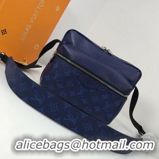 Classic Louis Vuitton Monogram Canvas Messenger PM Blue M43843