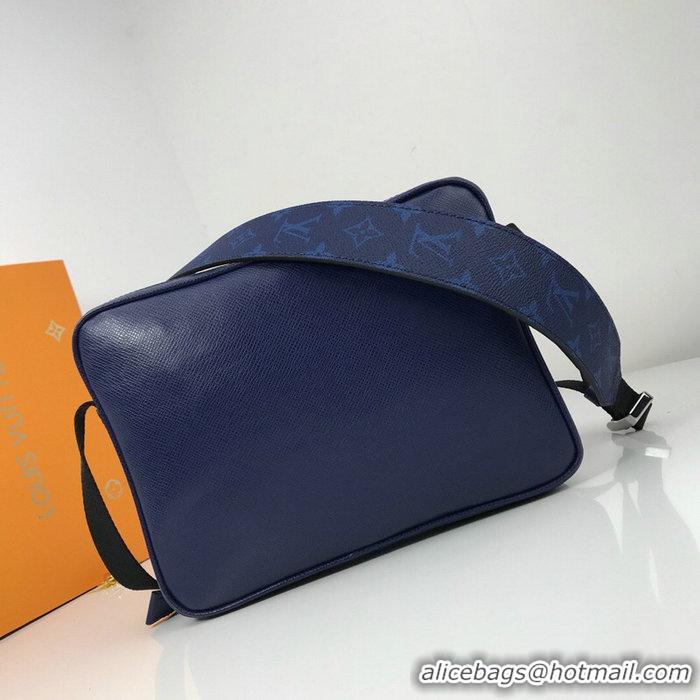 Classic Louis Vuitton Monogram Canvas Messenger PM Blue M43843