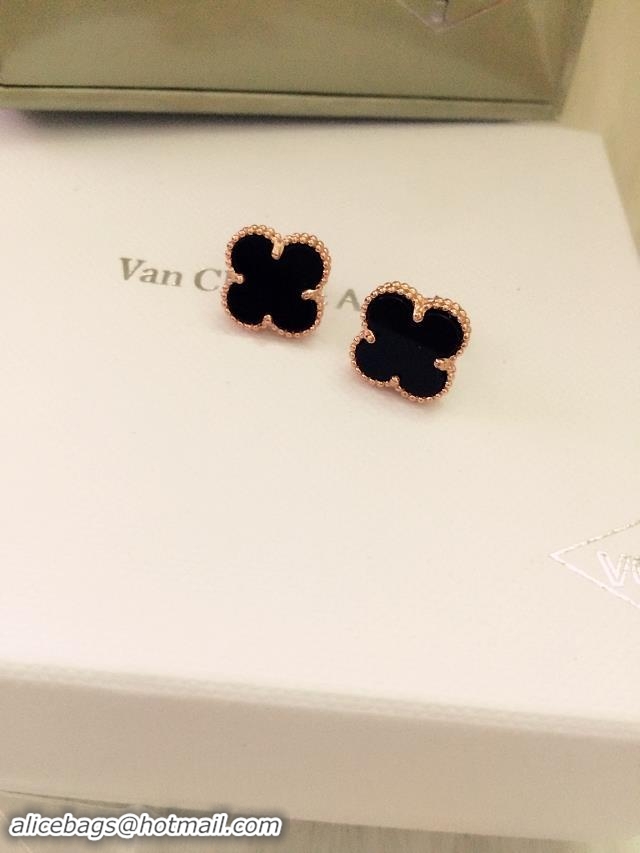 Unique Ladies Van Cleef & Arpels Earrings VCA1214028