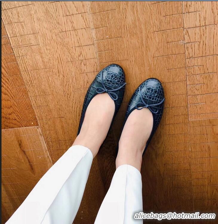 Hot Sale Chanel Crocodile Pattern Classic Bow Ballerinas Flats G31504 Navy Blue