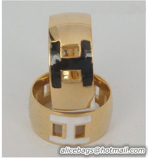 Imitation Hermes Enamel H Rings HR1257 Black Gold