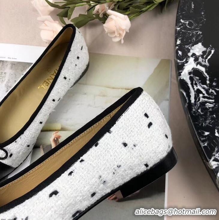 Shop Duplicate Chanel Tweed Classic Bow Ballerinas Flats G40307 White/Black