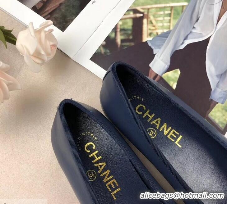 Unique StyleChanel Leather Classic Bow Ballerinas Flats Bi-color G40322 Dark Blue/Black