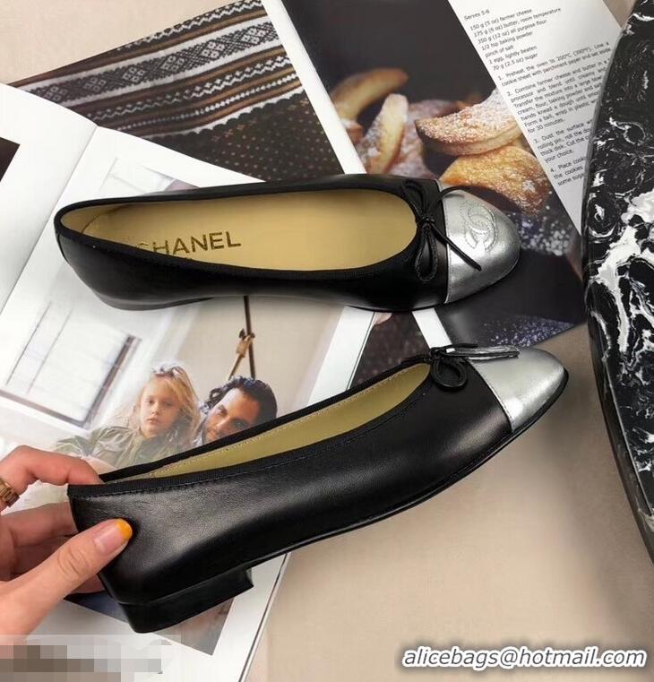 Popular Chanel Leather Classic Bow Ballerinas Flats G40325 Bi-color Black/Silver