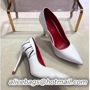 Buy Discount VALENTINO VLTN PATENT PUMP 9.5CM VT5001 White