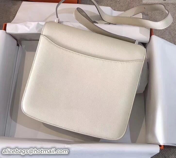 Imitation Hermes 2002 - 26 Bag Creamy In Evercolor Calfskin With Adjustable Strap H42620