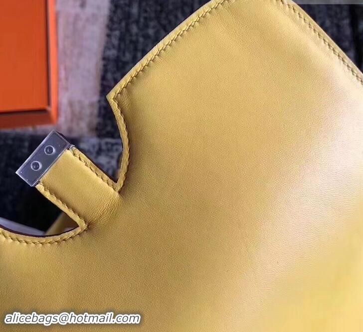 Discount Hermes 2002 - 26 Bag Yellow In Evercolor Calfskin With Adjustable Strap H42620