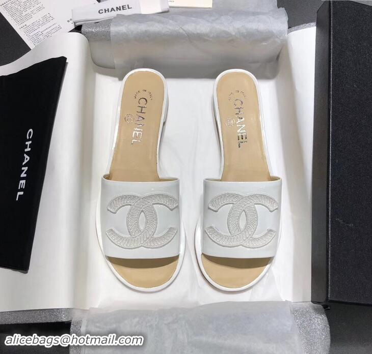 Imitation Chanel Stitching CC Logo Mules G41801 White ​2019