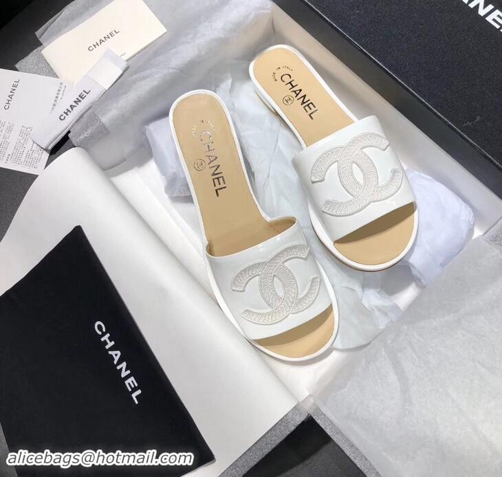 Imitation Chanel Stitching CC Logo Mules G41801 White ​2019