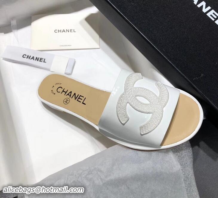 Imitation Chanel Stitching CC Logo Mules G41801 White ​2019