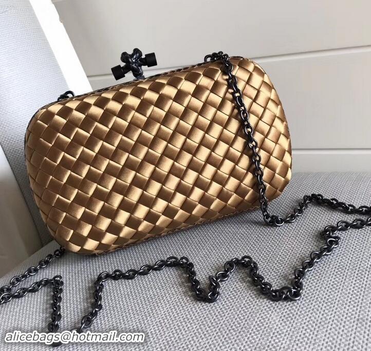 Fashion Bottega Veneta Intrecciato Chain Knot Clutch Bag B402922 Gold 2019