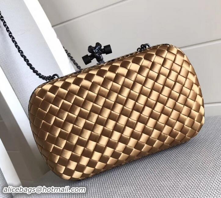 Fashion Bottega Veneta Intrecciato Chain Knot Clutch Bag B402922 Gold 2019