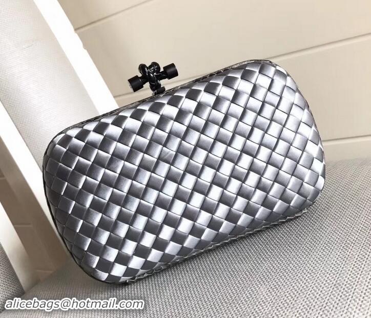 Low Cost Bottega Veneta Intrecciato Chain Knot Clutch Bag B402922 Silver 2019