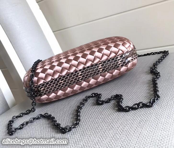 Good Looking Bottega Veneta Intrecciato Chain Knot Clutch Bag B402922 Nude Pink 2019