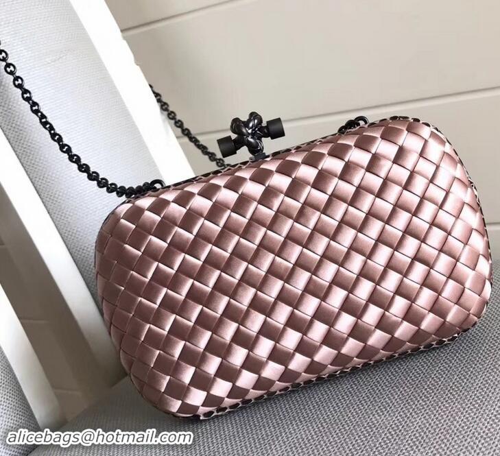 Good Looking Bottega Veneta Intrecciato Chain Knot Clutch Bag B402922 Nude Pink 2019