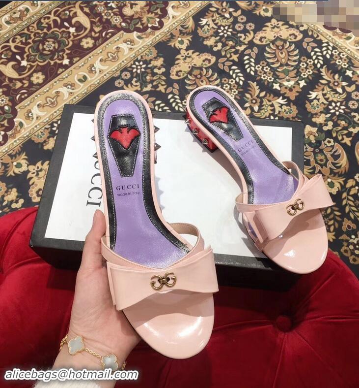 Top Design Gucci Heel 2cm Patent Leather Silver-toned Spikes Mules with Bow 921843 Nude Pink 2019