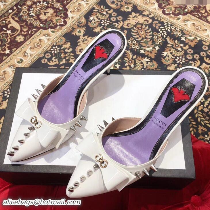 Grade Quality Gucci Heel 8cm Patent Leather Silver-toned Spikes Mules with Bow 921846 White 2019