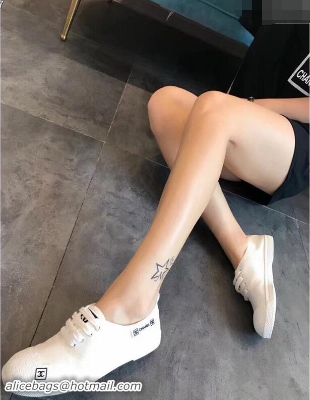 Stylish Chanel Vintage Logo Canvas Sneakers 904304 White 2019