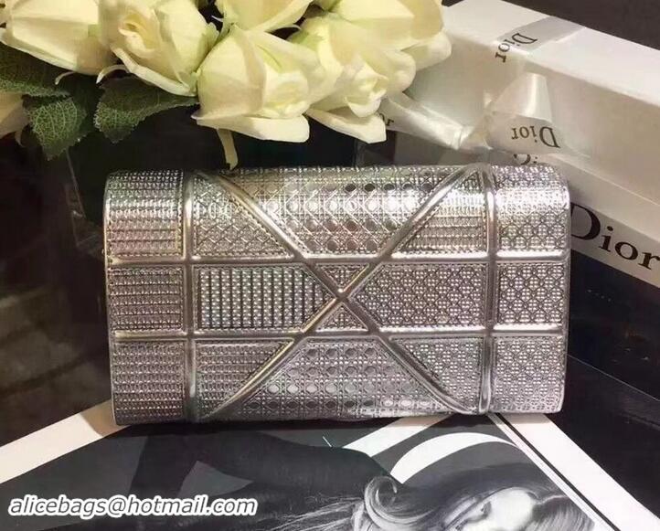 Good Quality Dior Diorama Wallet on Chain Clutch in Silver Metallic Leather 500620