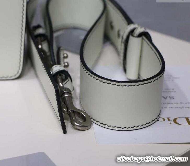 Unique DIOR DIO(R)EVOLUTION FLAP BAG 500843 white/silver 2019