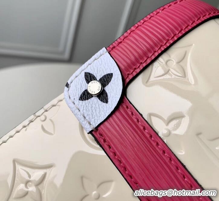 Sumptuous Louis Vuitton Monogram Vernis Patent Leather LV Wynwood Bag M90442 Creme 2019