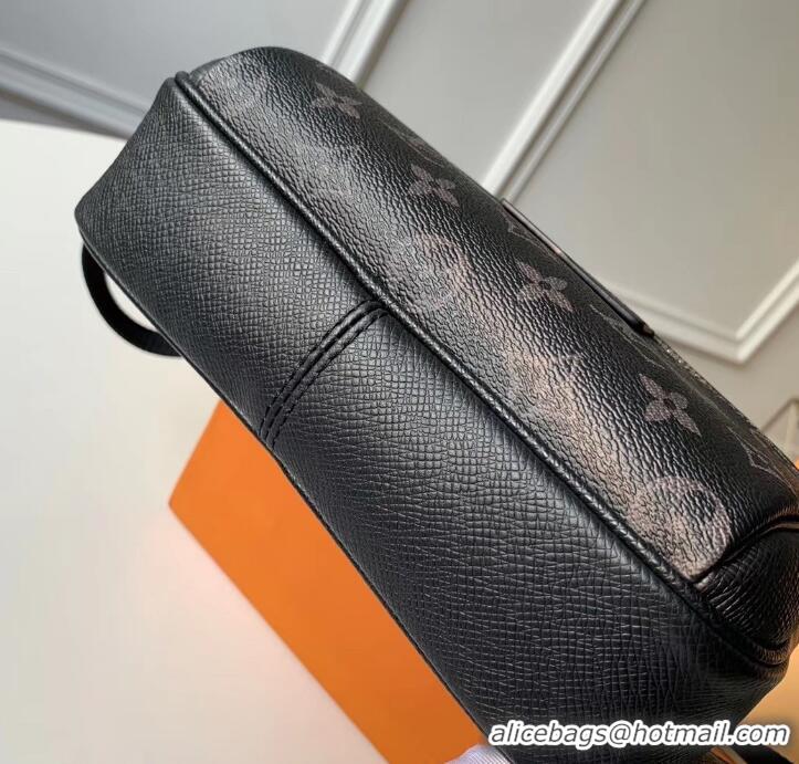 Top Quality louis vuitton Outdoor Bumbag noir in taiga leather M30245