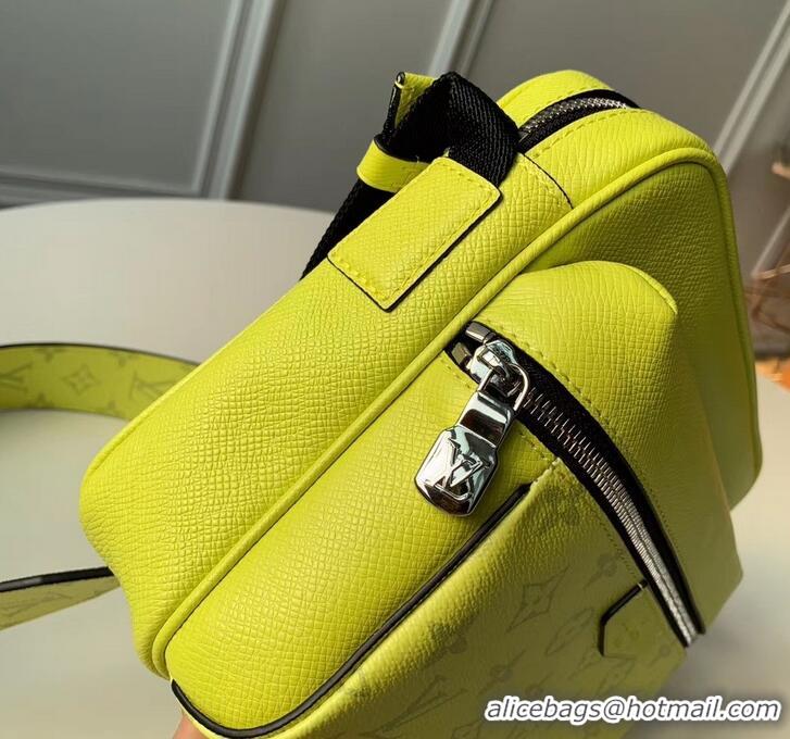 Unique Style louis vuitton Outdoor Messenger bag m30239 jaune in taiga leather