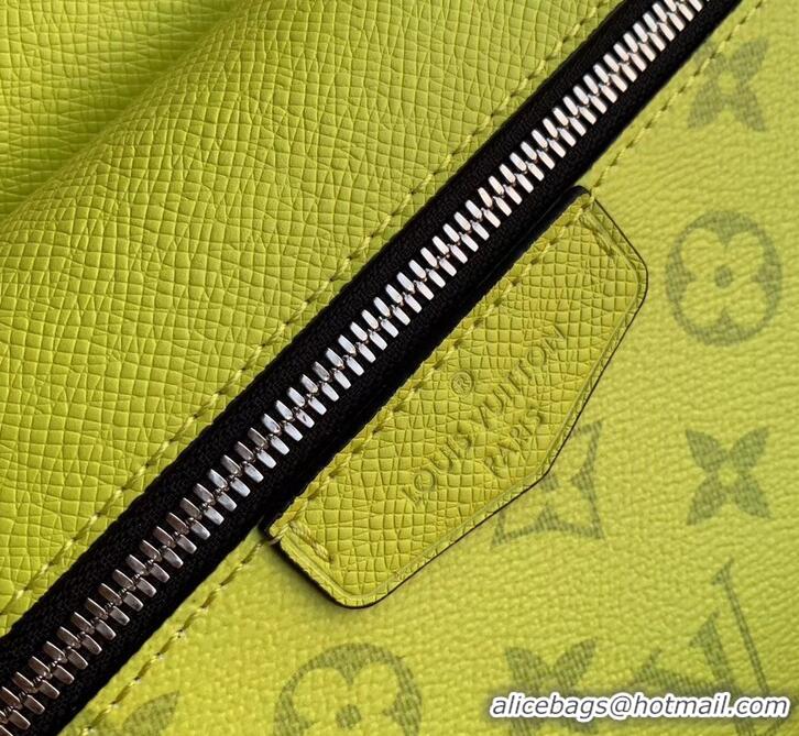 Unique Style louis vuitton Outdoor Messenger bag m30239 jaune in taiga leather