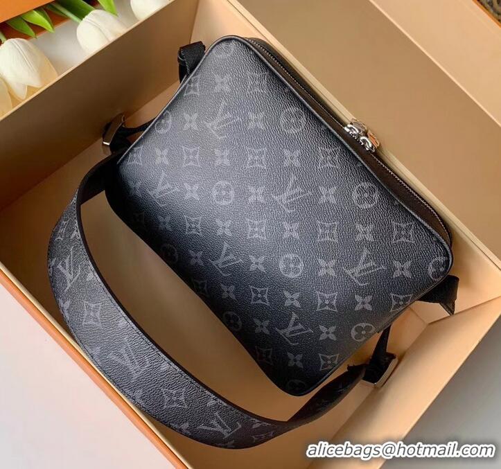 Most Popular Louis vuitton Outdoor Messenger bag m30233 noir in taiga leather