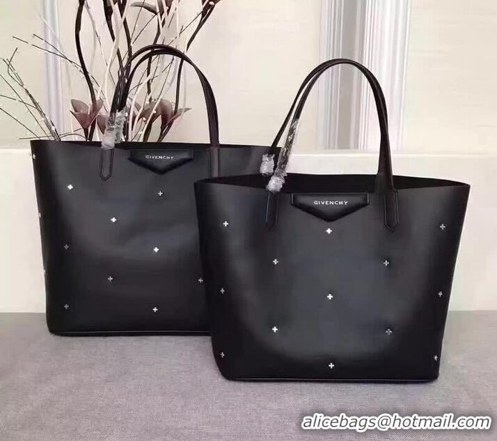 Luxury Givenchy Shopper Tote Bag in Studded Leather 501426 Black