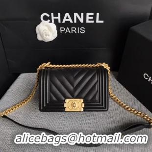 Market Sells Chanel Le Boy Flap Shoulder Bag Original Calf leather A67085 Black Gold Buckle