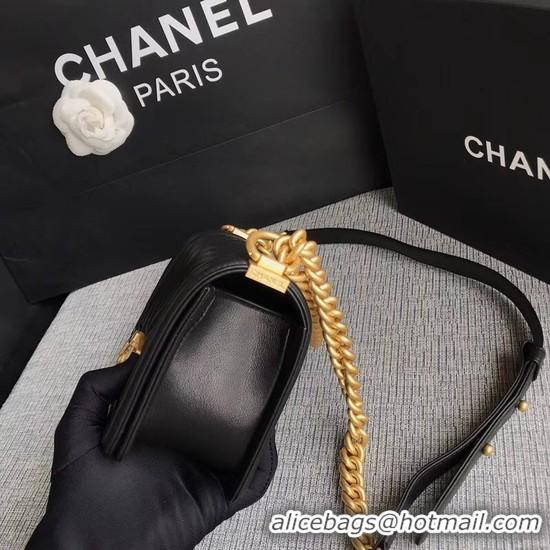 Market Sells Chanel Le Boy Flap Shoulder Bag Original Calf leather A67085 Black Gold Buckle