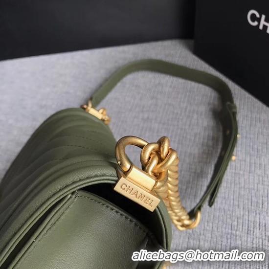 Classic Chanel Le Boy Flap Shoulder Bag Original Calf leather A67085 Green Gold Buckle