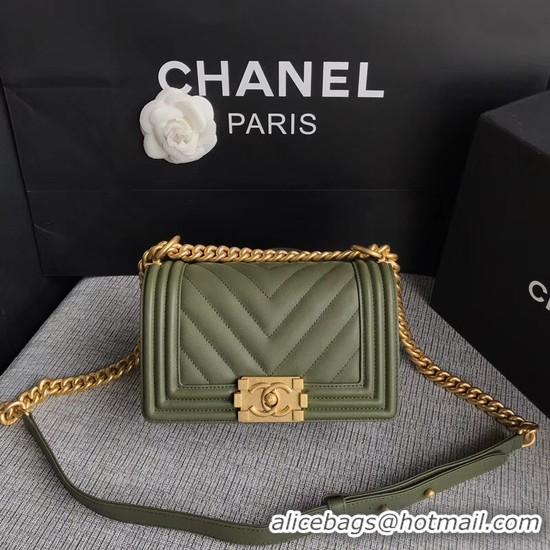 Classic Chanel Le Boy Flap Shoulder Bag Original Calf leather A67085 Green Gold Buckle