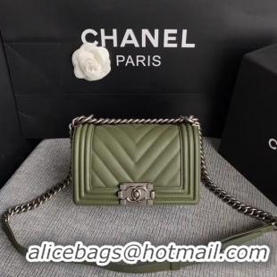 Hot Style Chanel Le Boy Flap Shoulder Bag Original Calf leather A67085 Green Silver Buckle