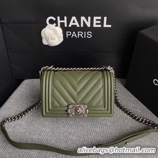 Hot Style Chanel Le Boy Flap Shoulder Bag Original Calf leather A67085 Green Silver Buckle