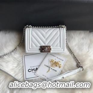 Reproduction Chanel Le Boy Original Caviar Leather Shoulder Bag A67085 White Silver Chain