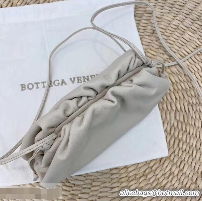 Reproduction Bottega Veneta Frame Pouch Clutch Small Bag with Strap In Butter Calf BV51402 Creamy 2019