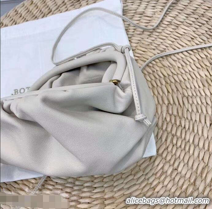 Reproduction Bottega Veneta Frame Pouch Clutch Small Bag with Strap In Butter Calf BV51402 Creamy 2019