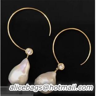 Wholesale Celine Baroque Hoops Earrings in Cultured Pearl C63006 Gold