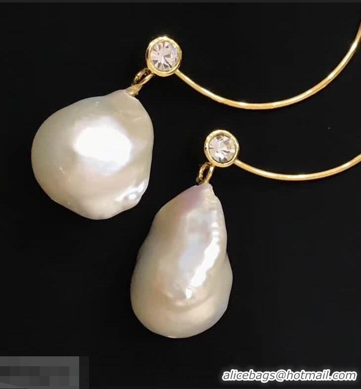 Wholesale Celine Baroque Hoops Earrings in Cultured Pearl C63006 Gold