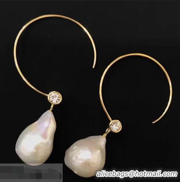 Wholesale Celine Baroque Hoops Earrings in Cultured Pearl C63006 Gold