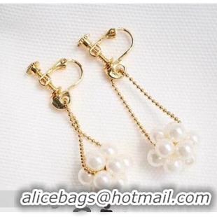 High Quality Celine Pearls Pendant Clip-on Earrings C02024 White/Gold