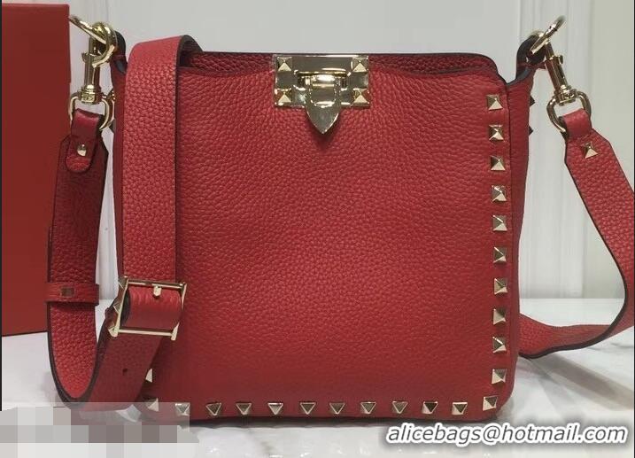 Trendy Design Valentino Mini Rockstud Hobo Bag 50029 in Grainy Leather Red