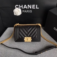 Market Sells Chanel ...